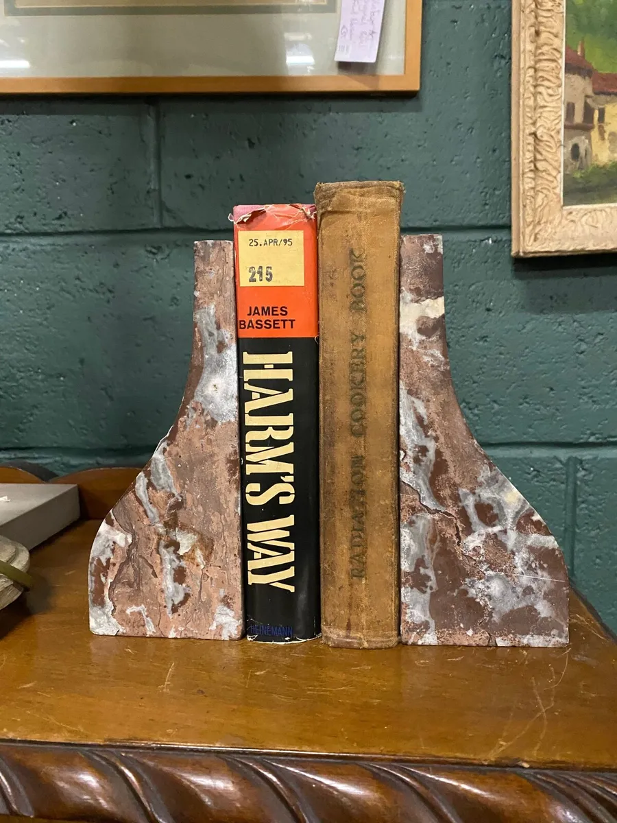 Marble book ends - Image 2