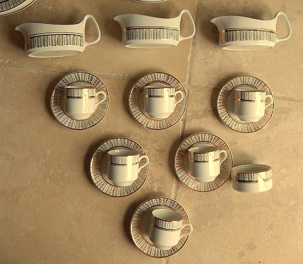 Arklow Pottery Kingsway 40 Piece Dinner Service - Image 4