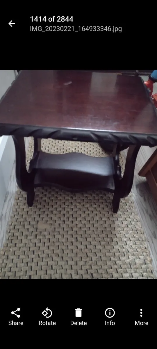Heavy antique mahogany side table/plant stand - Image 2