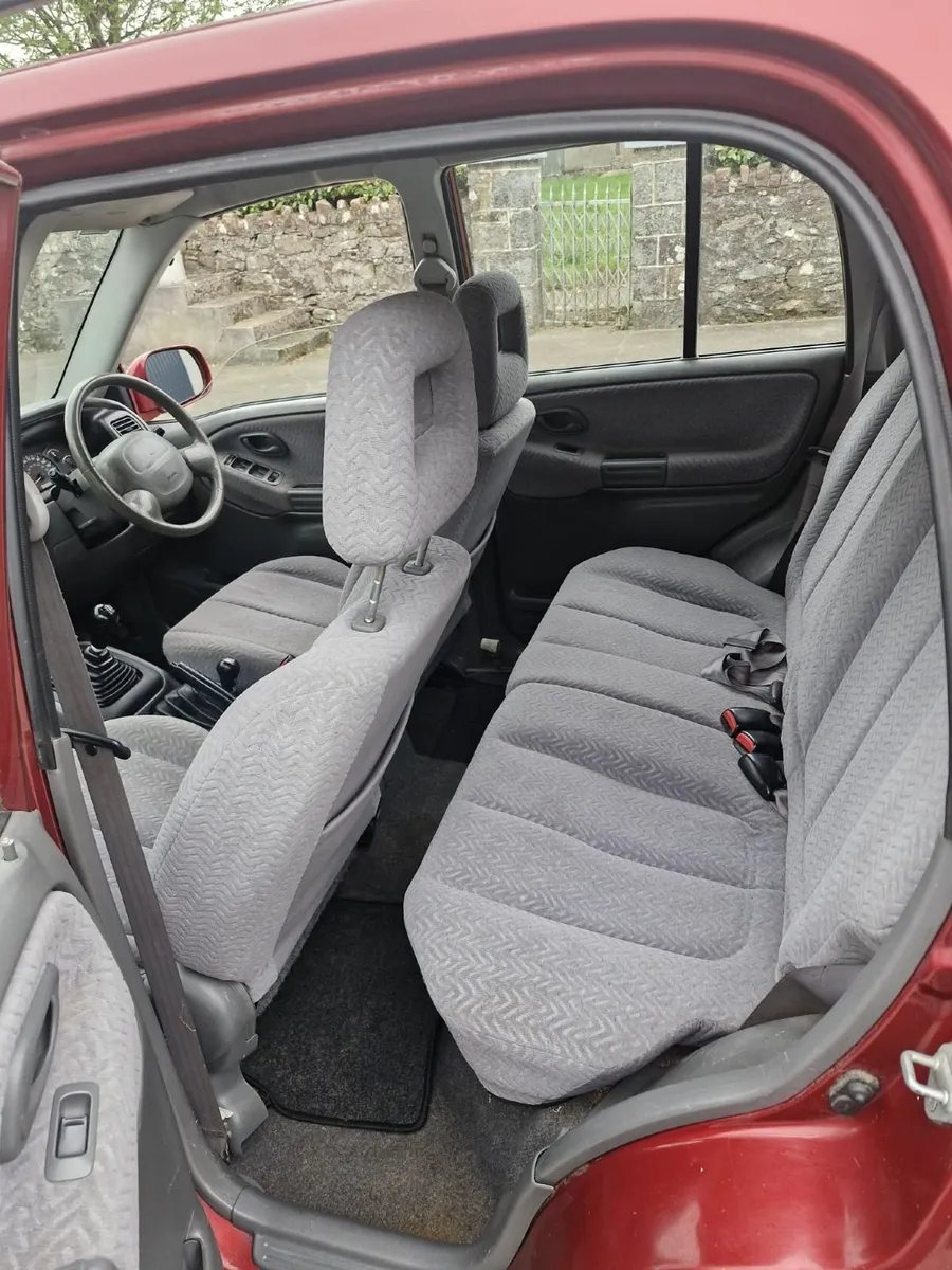 Suzuki Grand Vitara 2002 - Image 4