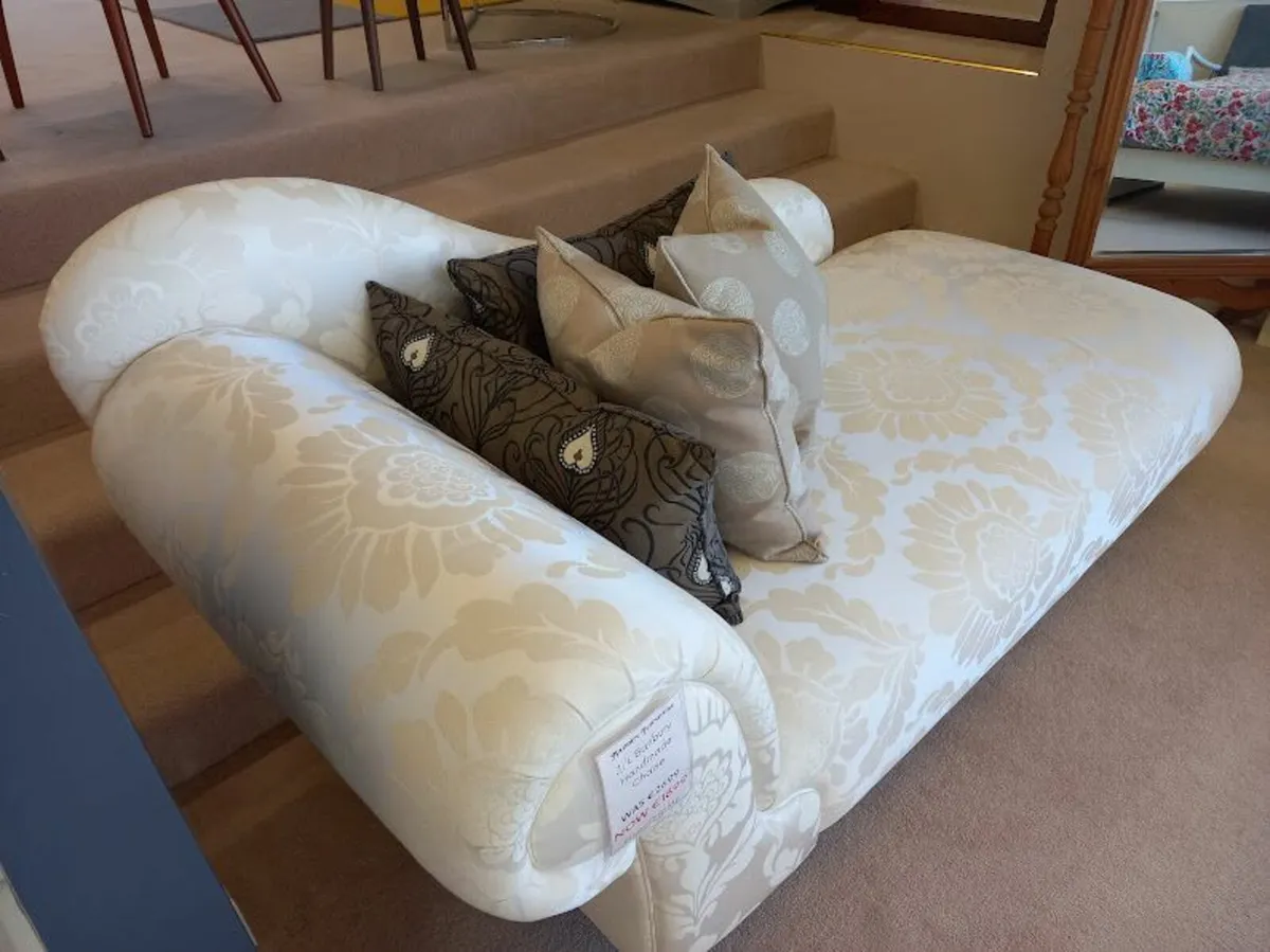 Handmade Chaise lounge Banbury - Image 2