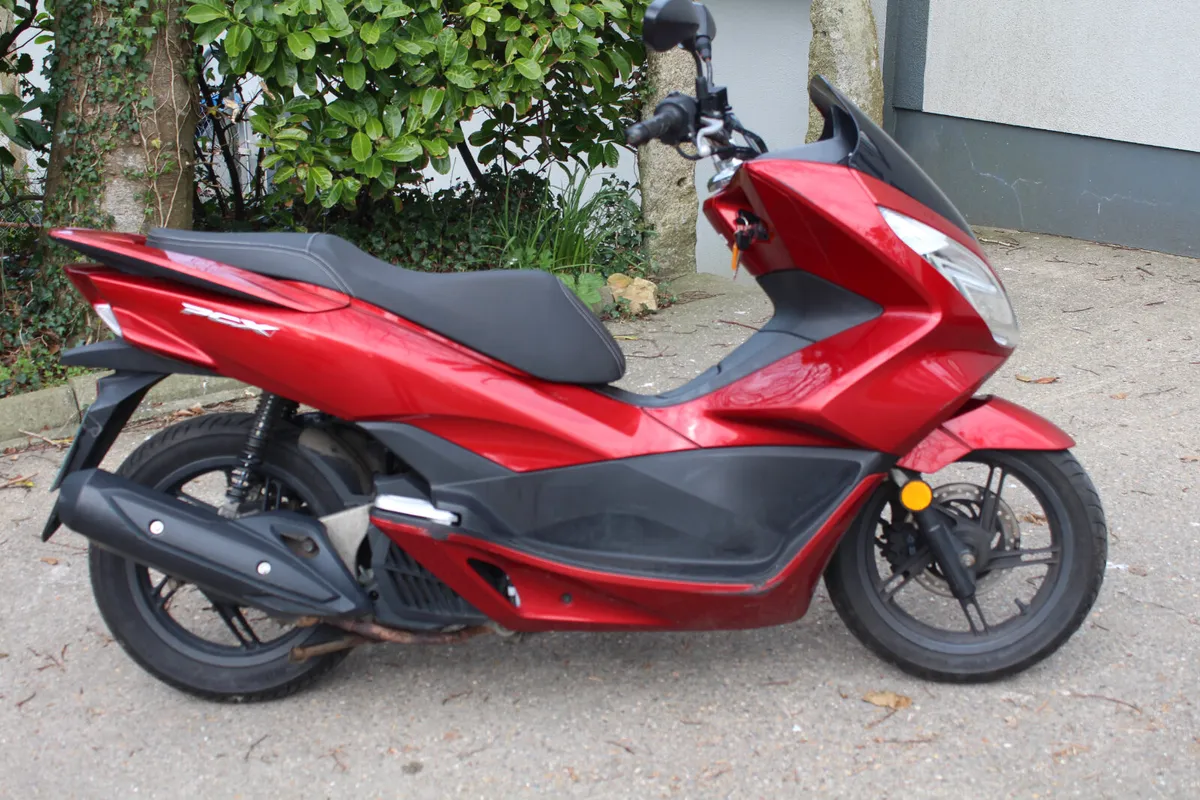 2018 Honda PCX125 - Image 1