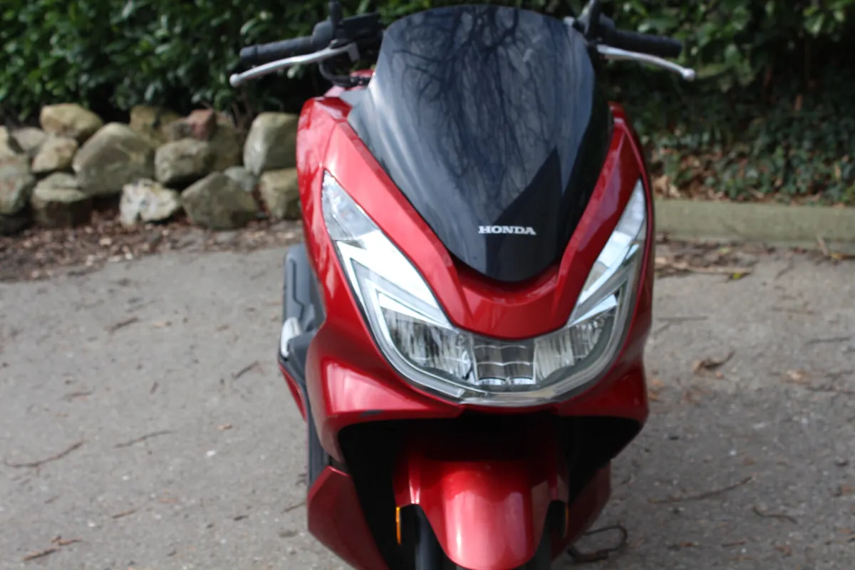 2018 Honda PCX125 - Image 4