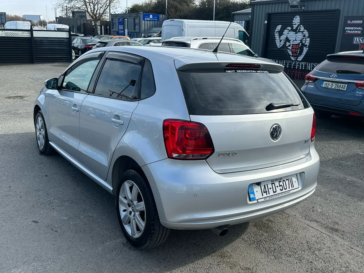 Volkswagen Polo 2014 with CarPlay - Image 3