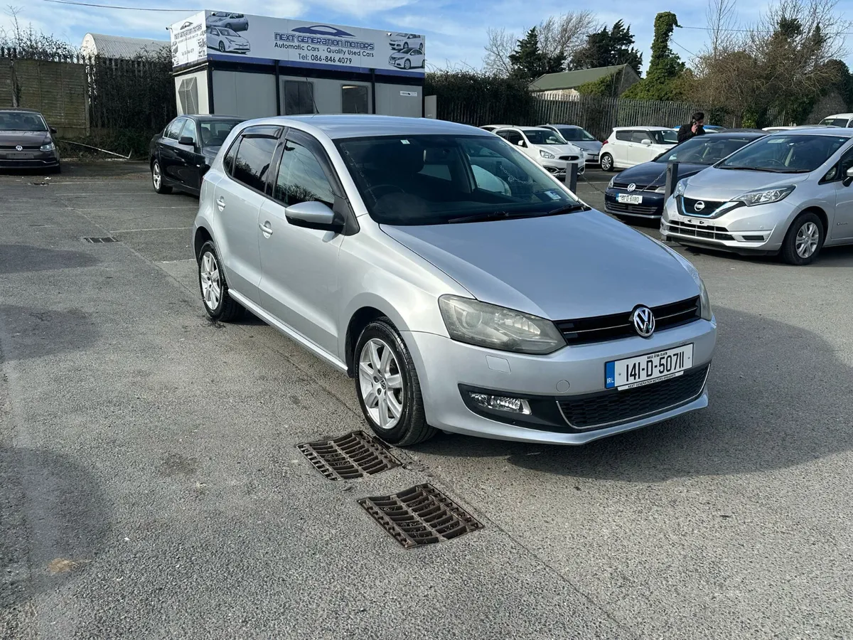 Volkswagen Polo 2014 with CarPlay - Image 1