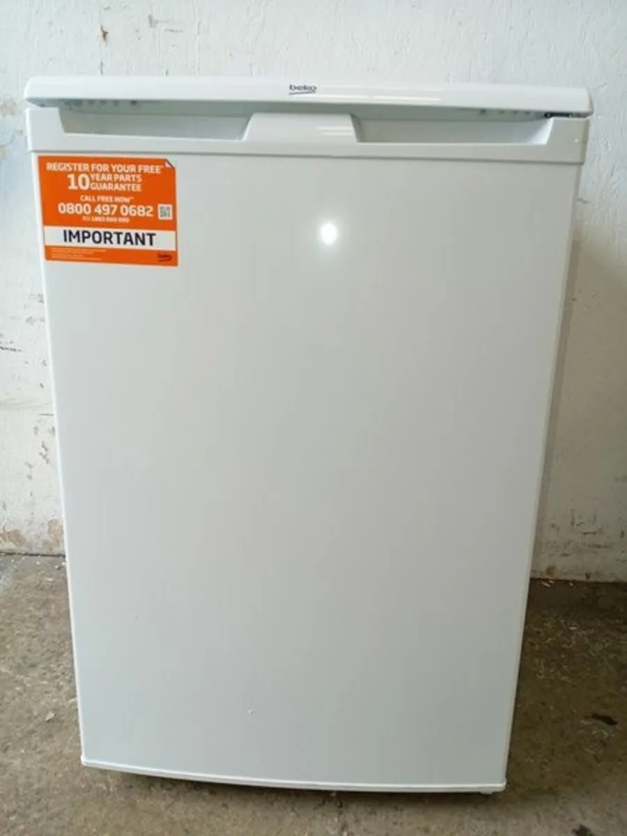 Fridge Undercount EX-Display - Image 1