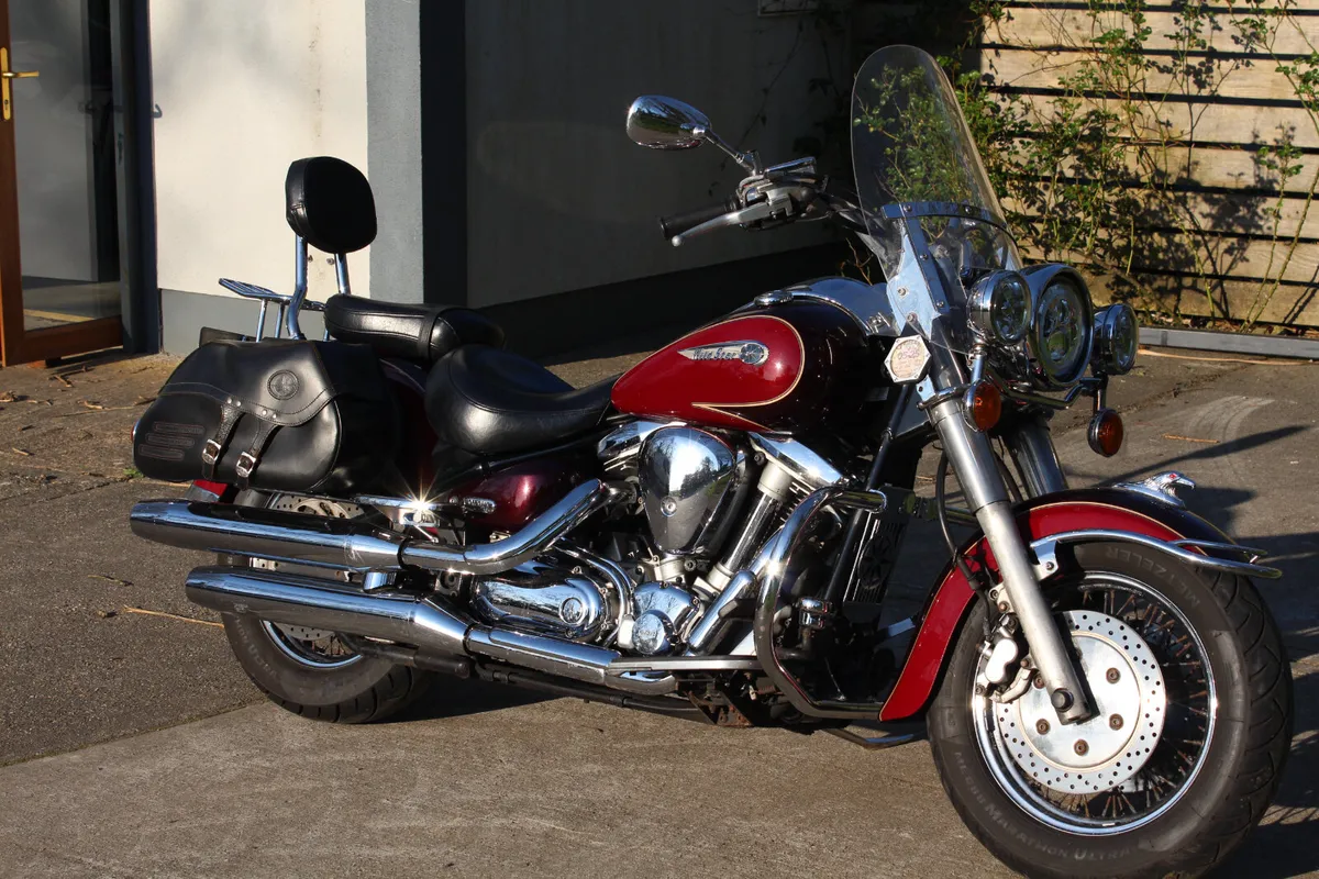 Yamaha Roadstar 1600 - Image 1