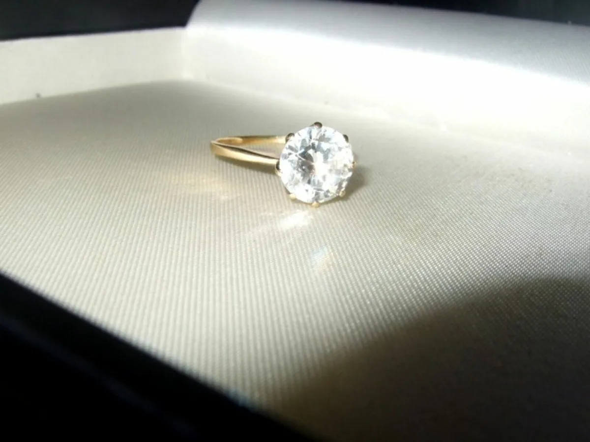 Vintage 14ct Gold Solitaire - Image 2