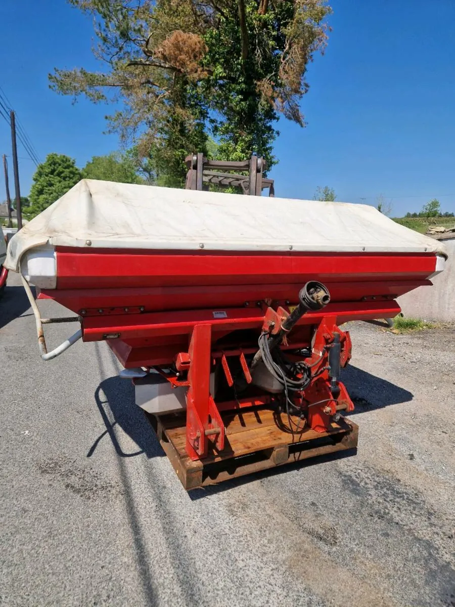 Centreliner sx fertiliser spreader - Image 1