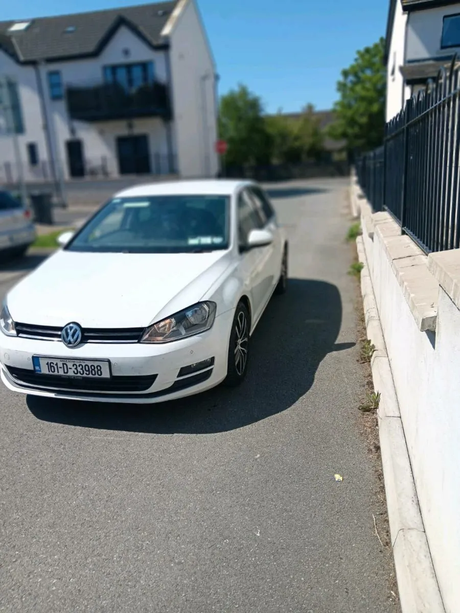 Volkswagen GOLF - Image 2