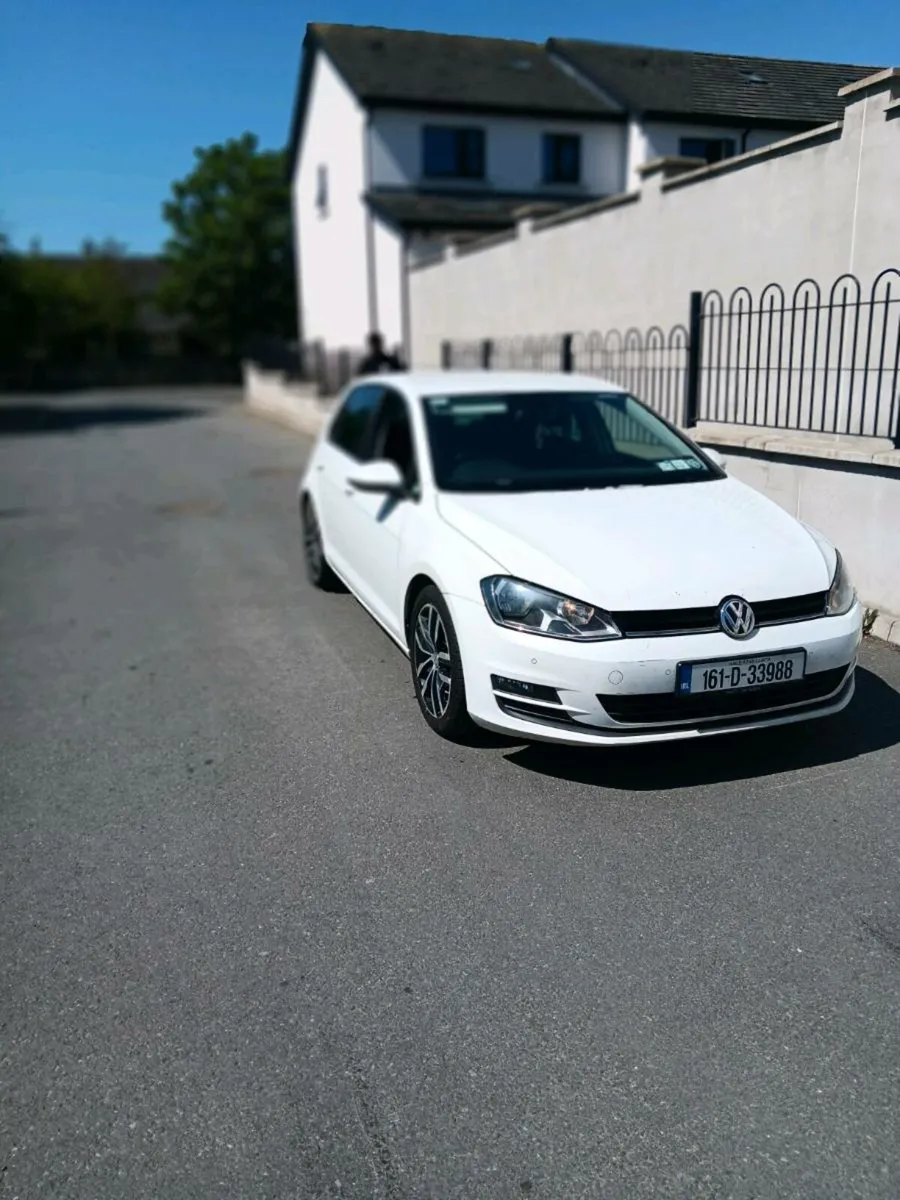 Volkswagen GOLF - Image 1
