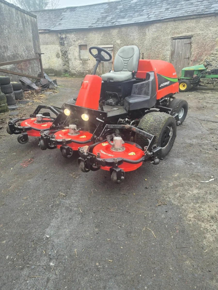 Jacobsen AR522 Mower  and  Iseki 326 Hi Tip - Image 3