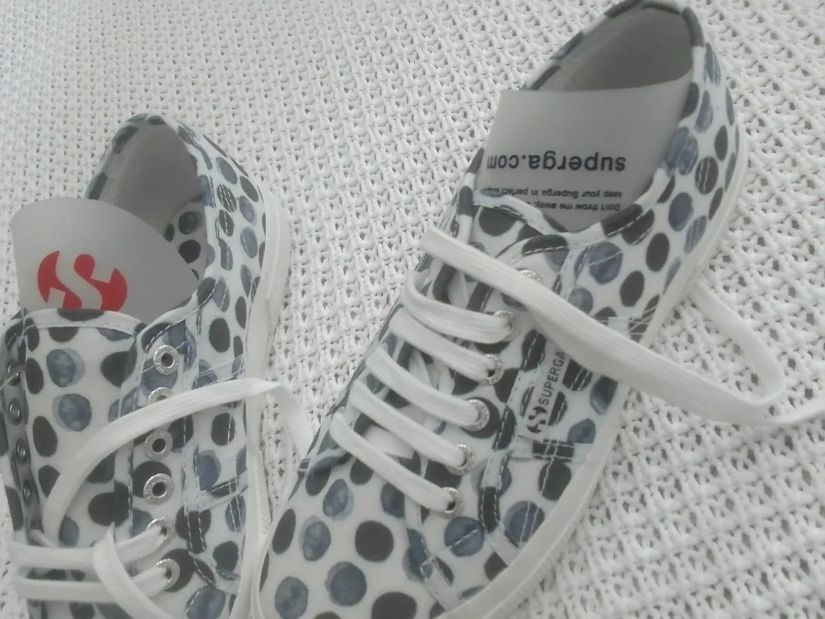 SUPERGRA BLUE & WHITE DOTTY  SNEAKERS 6 NEW - Image 2
