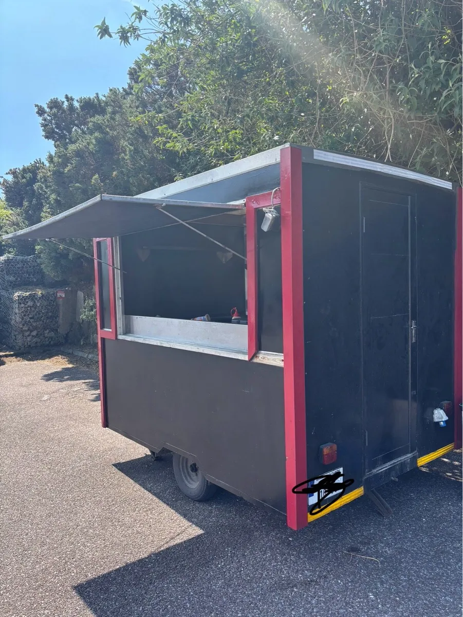 Food trailer / coffee pod - Image 1