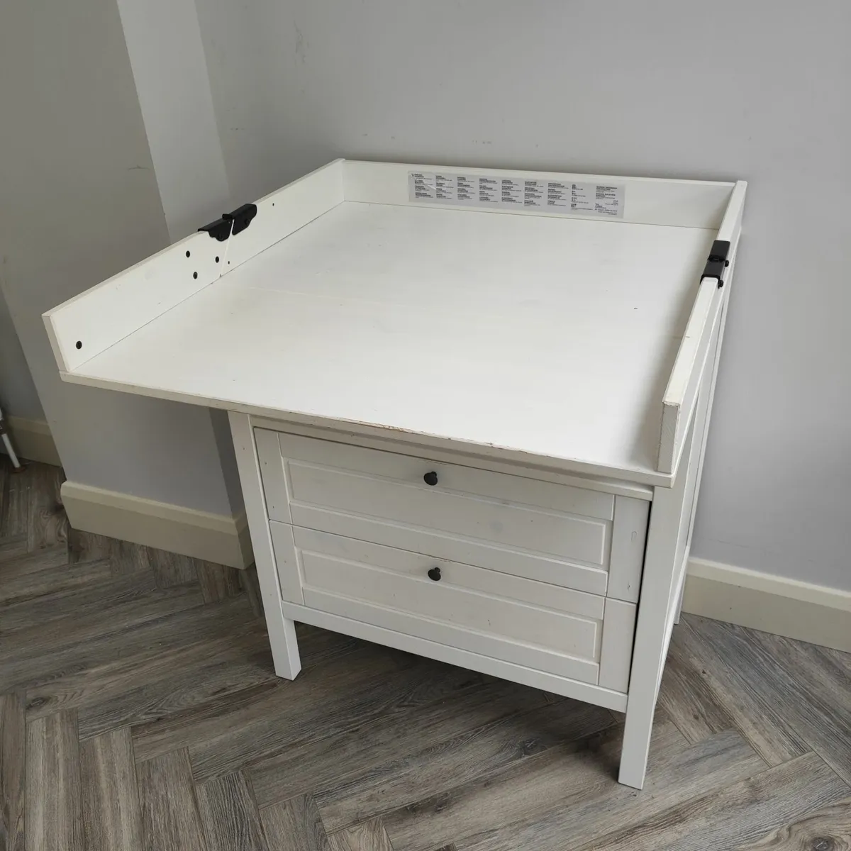 Baby changing unit - Image 2