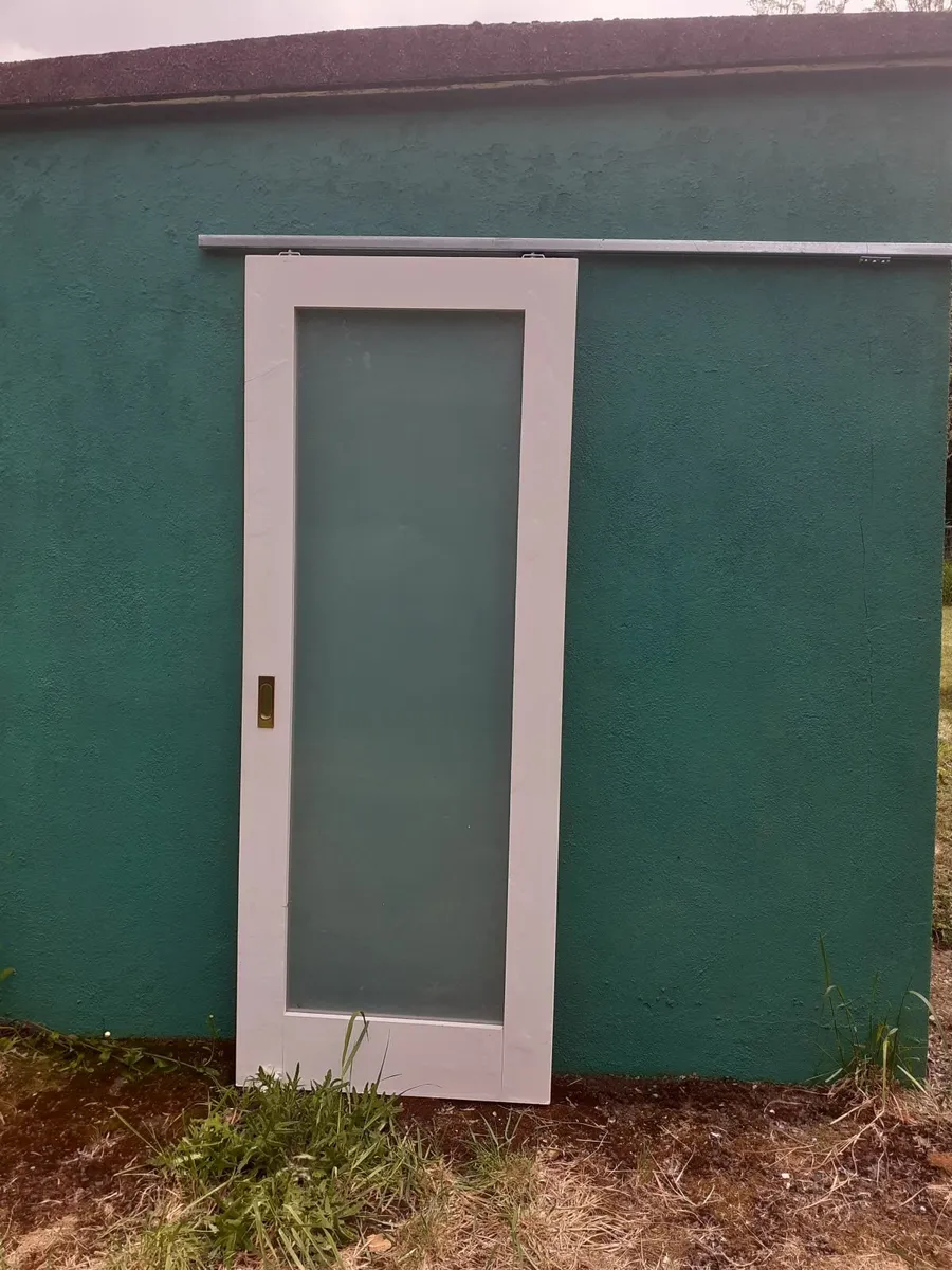 Sliding door