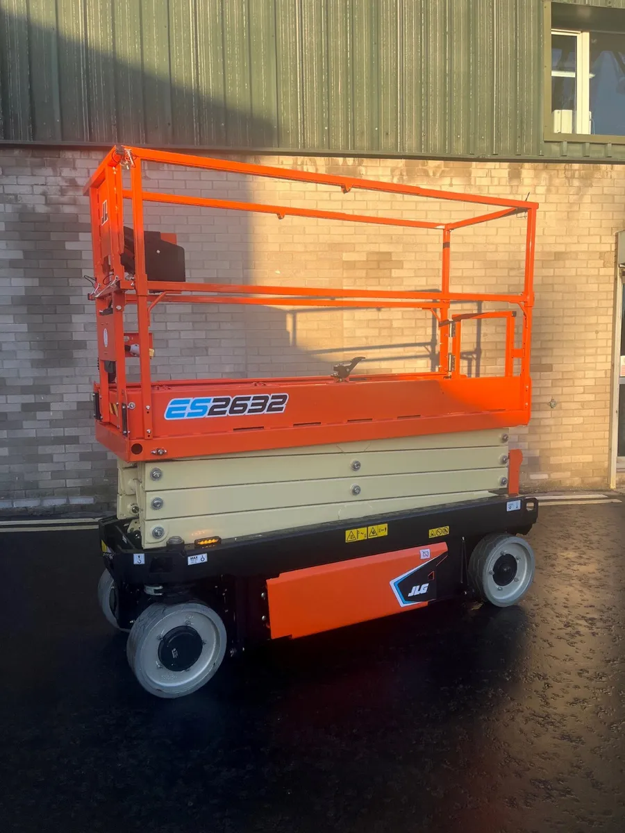 New JLG ES2632 Electric Scissor Lifts - Image 1