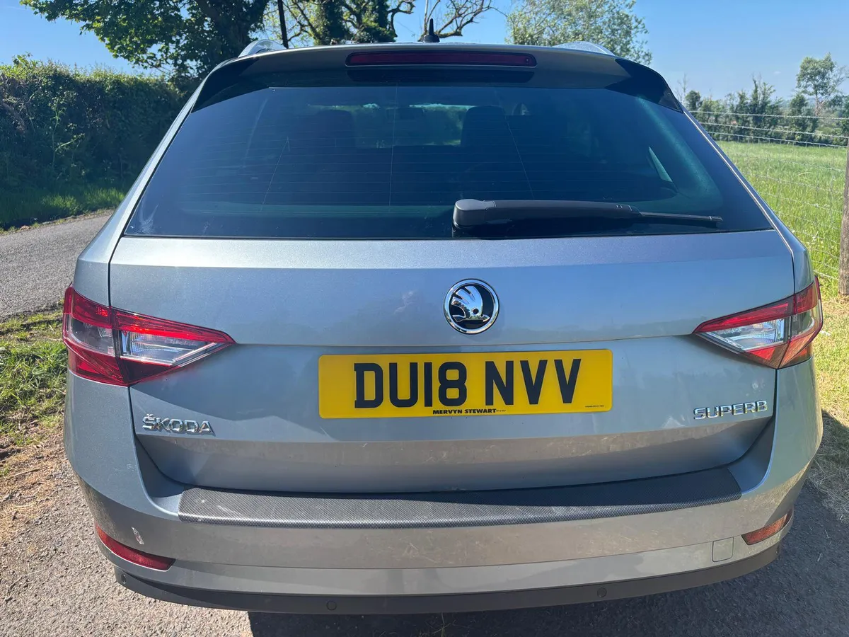 ‘18 Skoda Superb Tdi Cr Se Technology - Image 4
