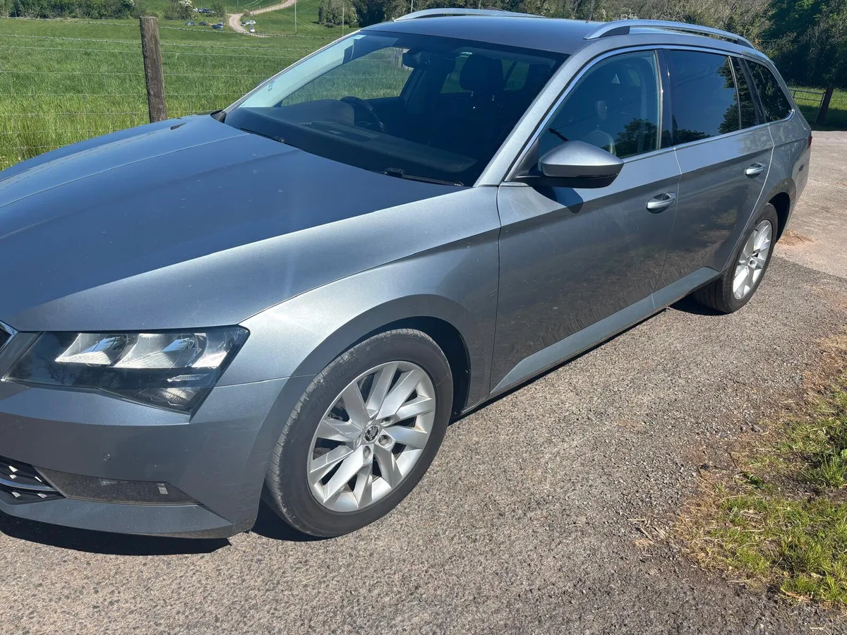 ‘18 Skoda Superb Tdi Cr Se Technology - Image 2
