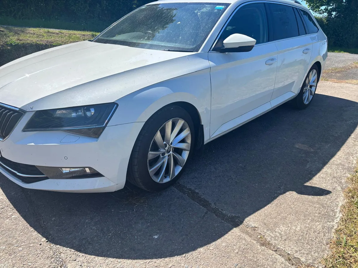 ‘18 Skoda Superb Tdi SE L Executive (LOW NOX) - Image 3