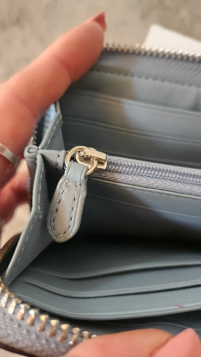 Coach purse - Image 2