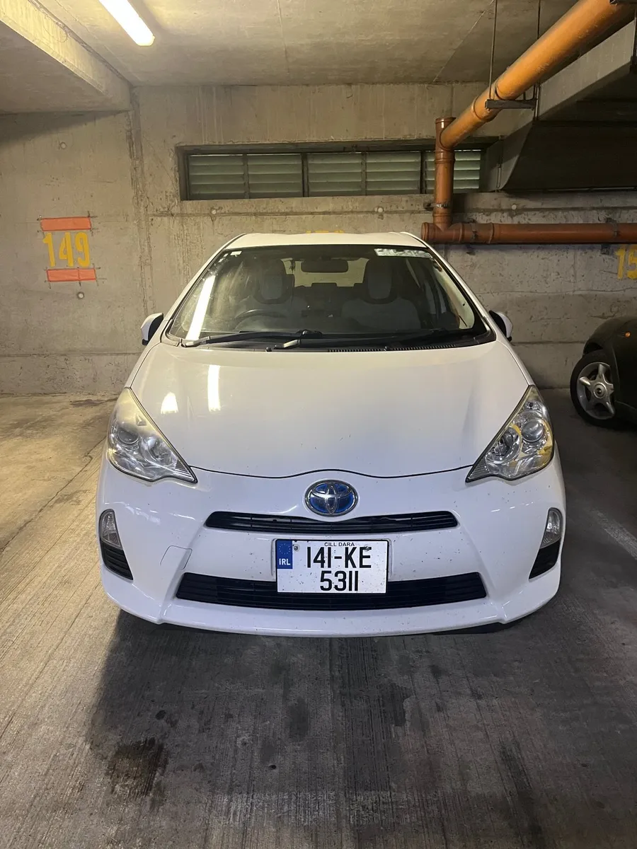 TOYOTA AQUA 2014/IMMOBILIZER/Keyless entry - Image 1