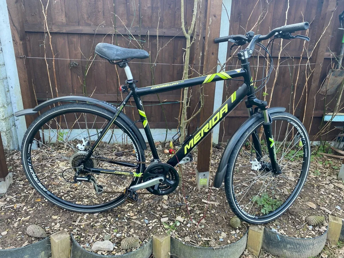 Like new Merida crossway 20 hybrid 58 cm - Image 1