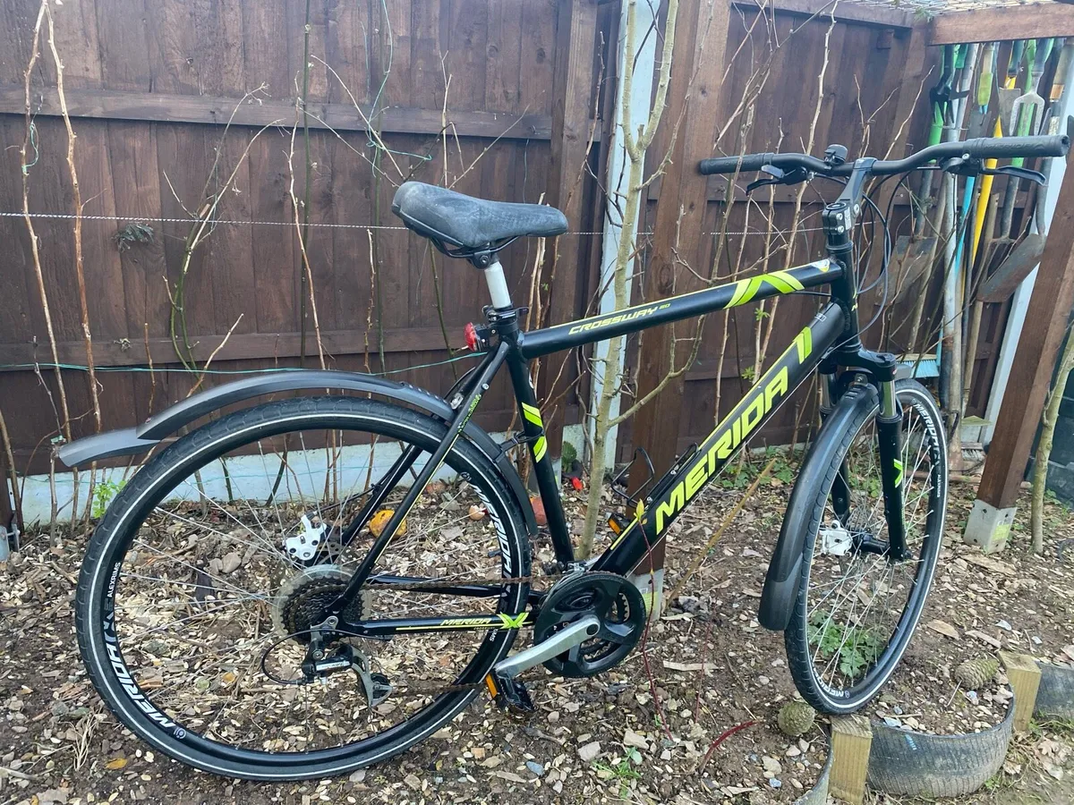 Like new Merida crossway 20 hybrid 58 cm - Image 3
