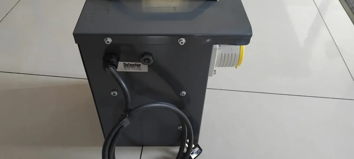 Defender 5Kva Vented Transformer 240v - Image 4