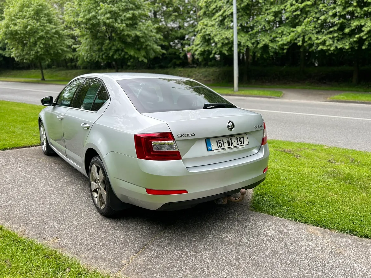 Skoda Octavia 2015 Nct 05/26 tax 06/25 - Image 3
