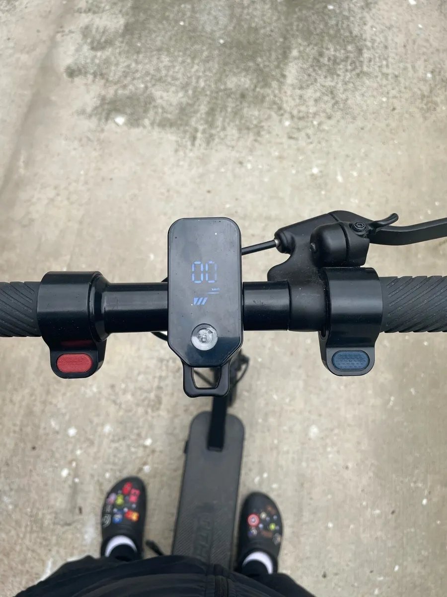 E scooter - Image 3