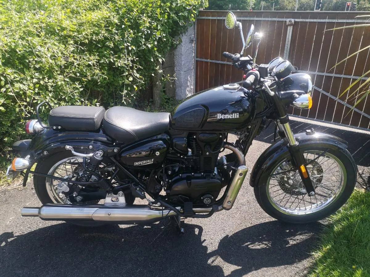 2022 Benelli Imperiale 400 - Image 1