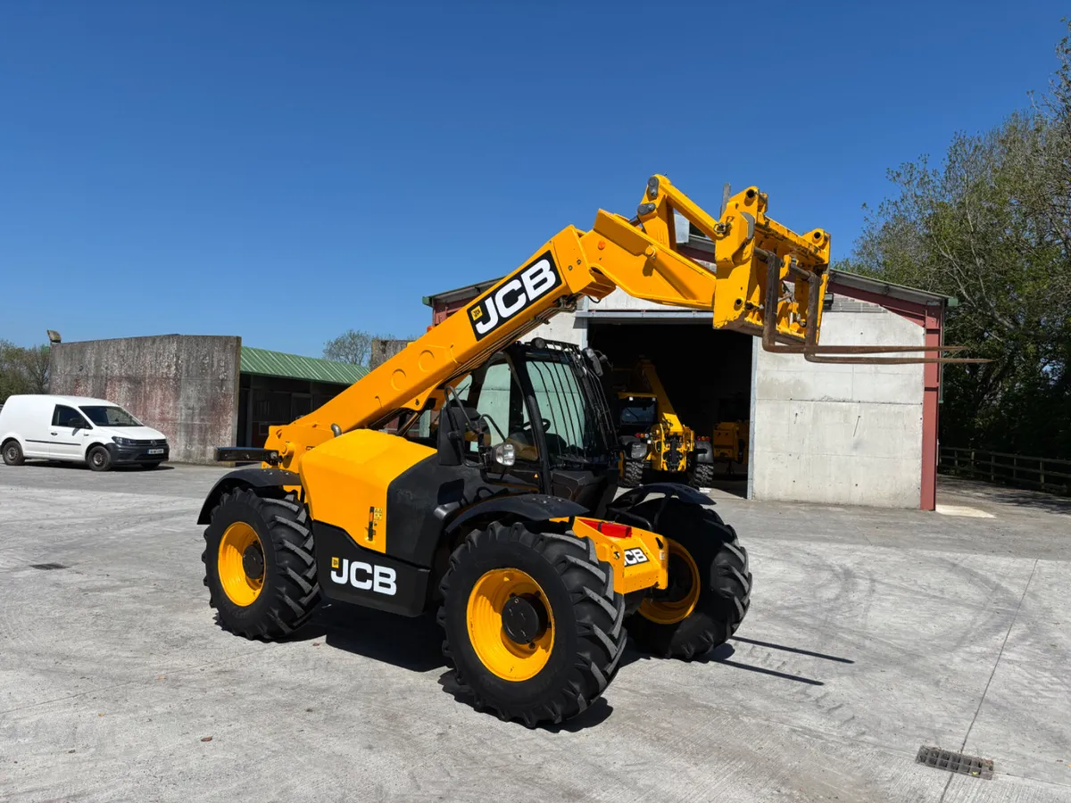 2020 JCB  531-70 AGRI - Image 4