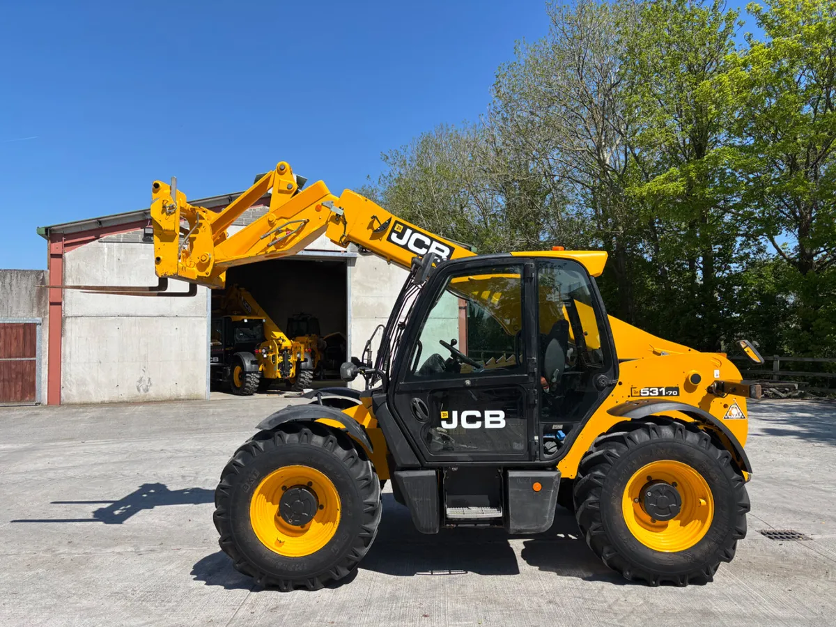 2020 JCB  531-70 AGRI - Image 2