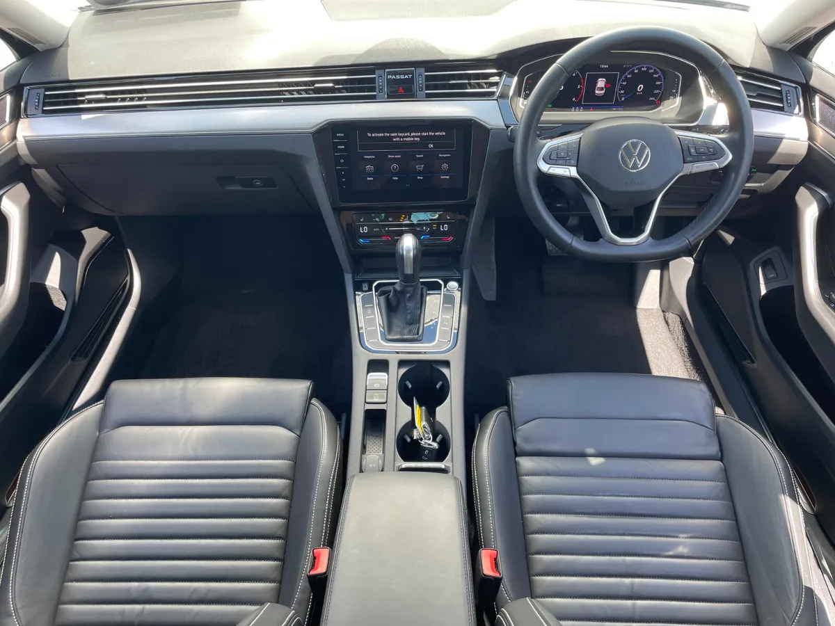 ELEGANCE 2.0 TDI - AUTO - APPLE PLAY - LEATHER - - Image 3