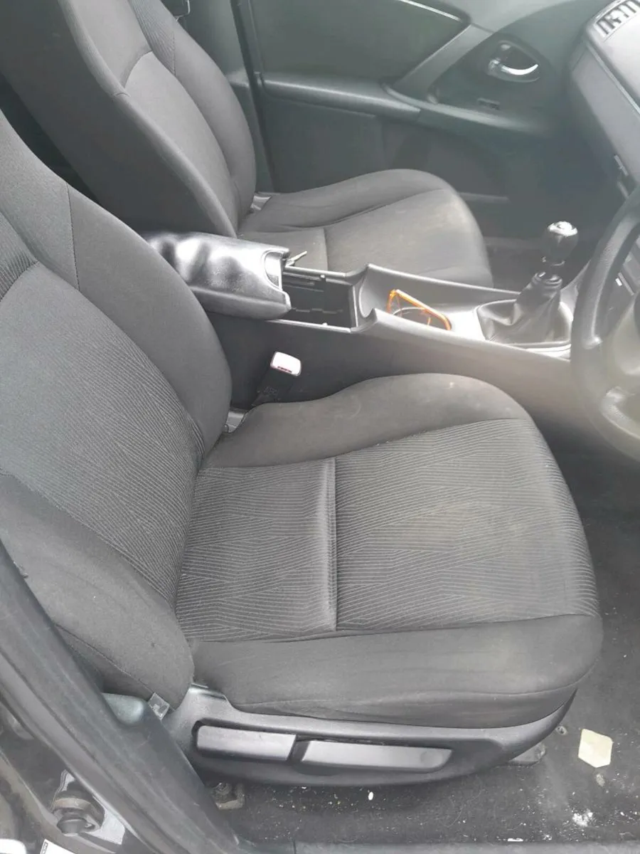 Car - Image 3