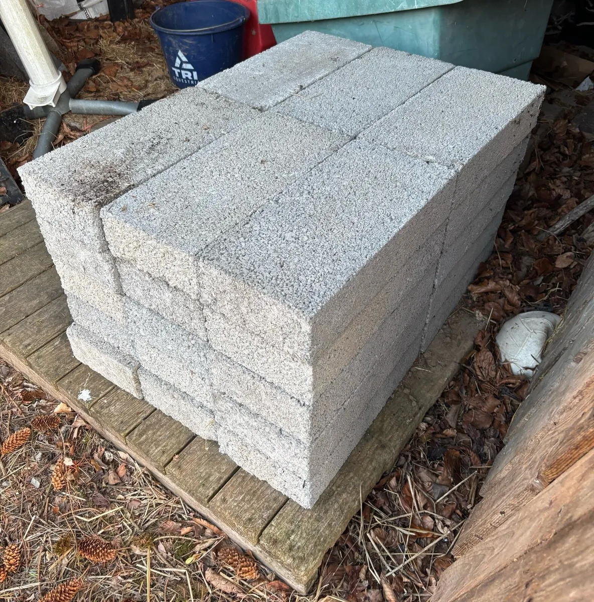 Cement blocks - Image 3
