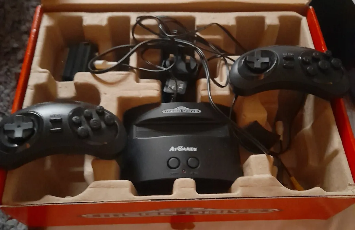 Sega Megadrive Classic Game Console 80 Built in ga - Image 3