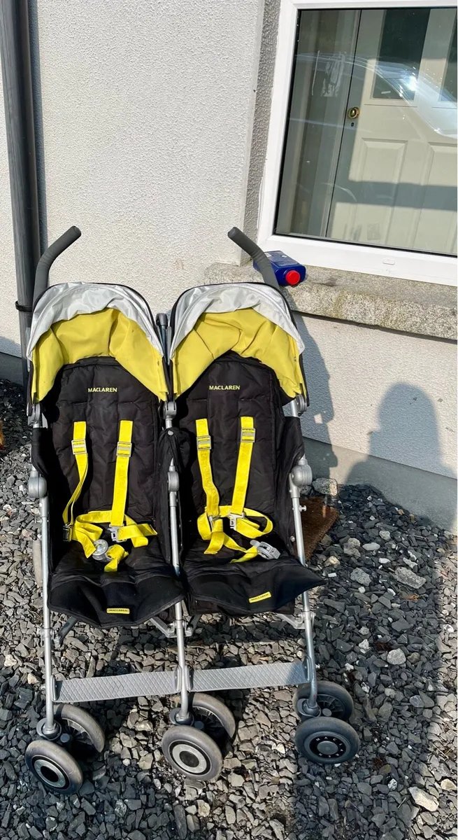 Maclaren double buggy
