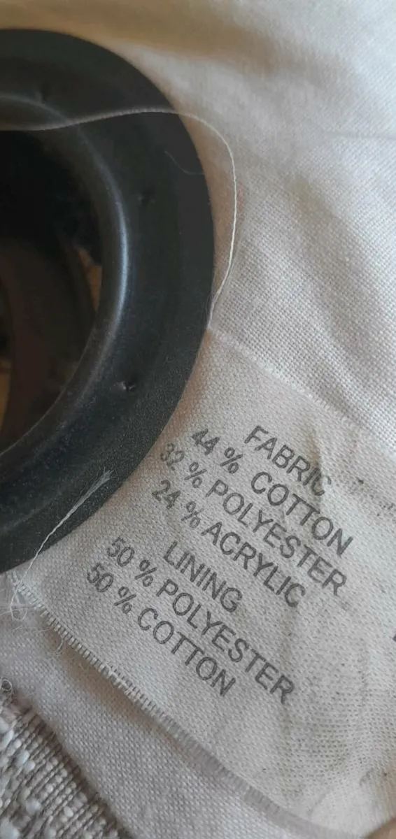 Curtains - Image 2