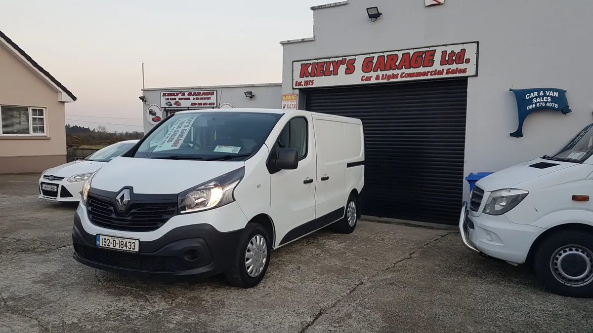 Renault Trafic 192D LOW KM AS NEW VAT INVOICE - Image 3