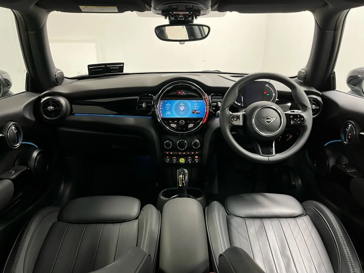 MINI Cooper S Electric Level 3 184PS 32.6kwh - Re - Image 4