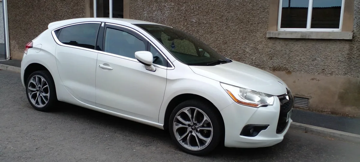 Car - Image 1