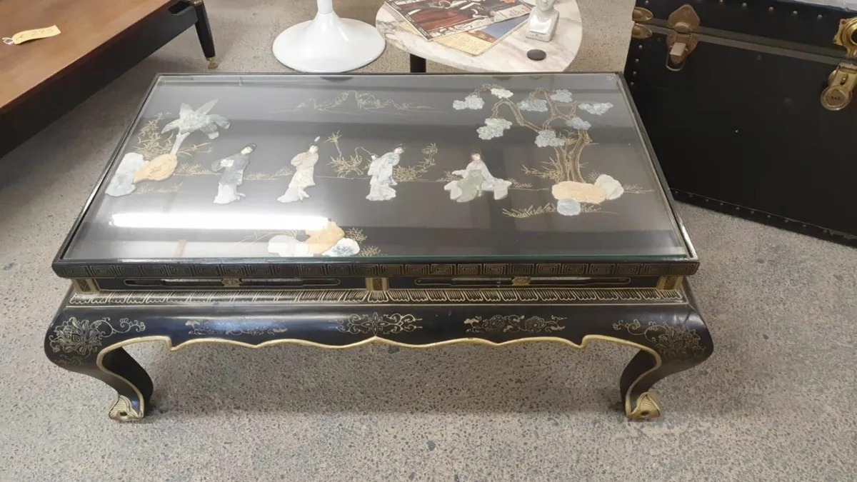 Vintage chinoiserie coffe table - Image 1
