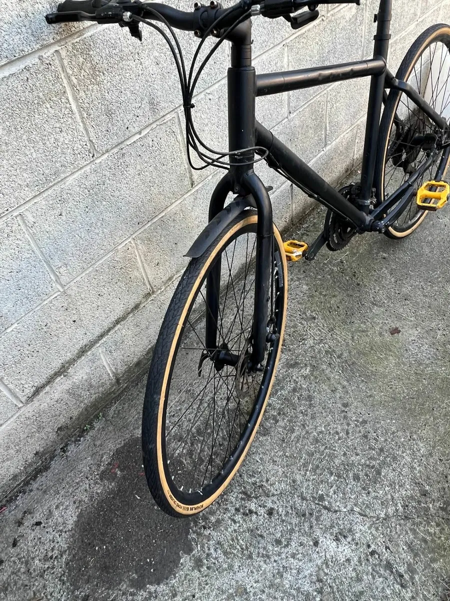 Giant Bike Hybrid Speed Cycle Cycling - Image 2