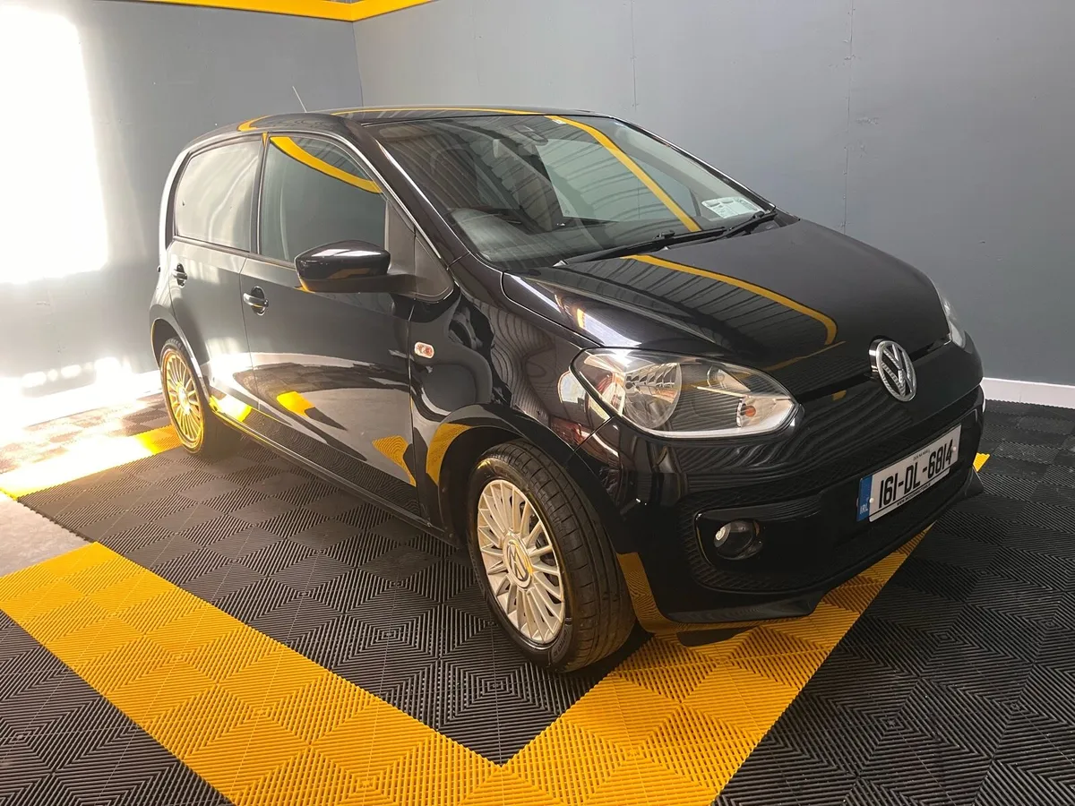 VOLKSWAGEN UP AUTOMATIC - Image 4