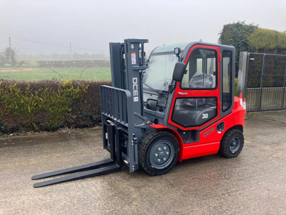 New 3 Ton Diesel Forklift **Online Auction** - Image 1