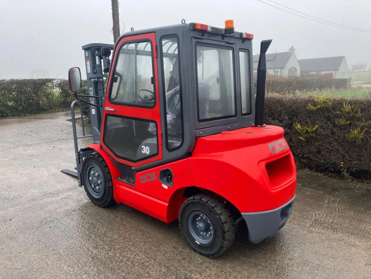 New 3 Ton Diesel Forklift **Online Auction** - Image 4