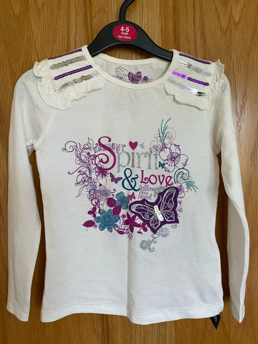 Brand new Girl’s Crean Frill Shoulder Long Slv Top - Image 1