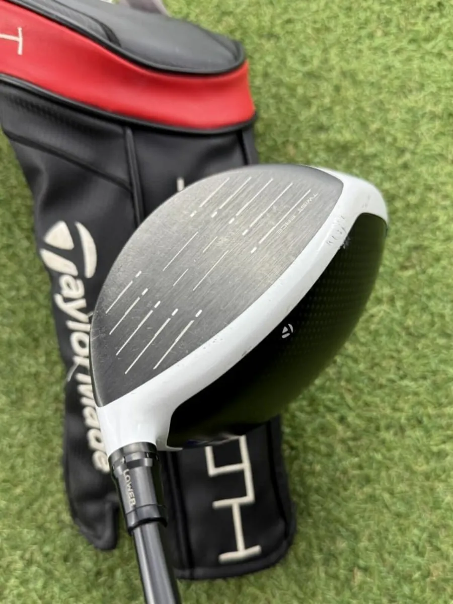 TAYLORMADE SIM 2 MAX DRIVER / 10.5° / REGULAR - Image 4